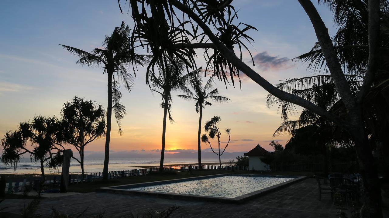 The Tree House Sumbawa Hotel Huu Exterior photo